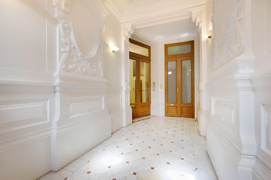 パリHaussmann 168アパートメント エクステリア 写真
